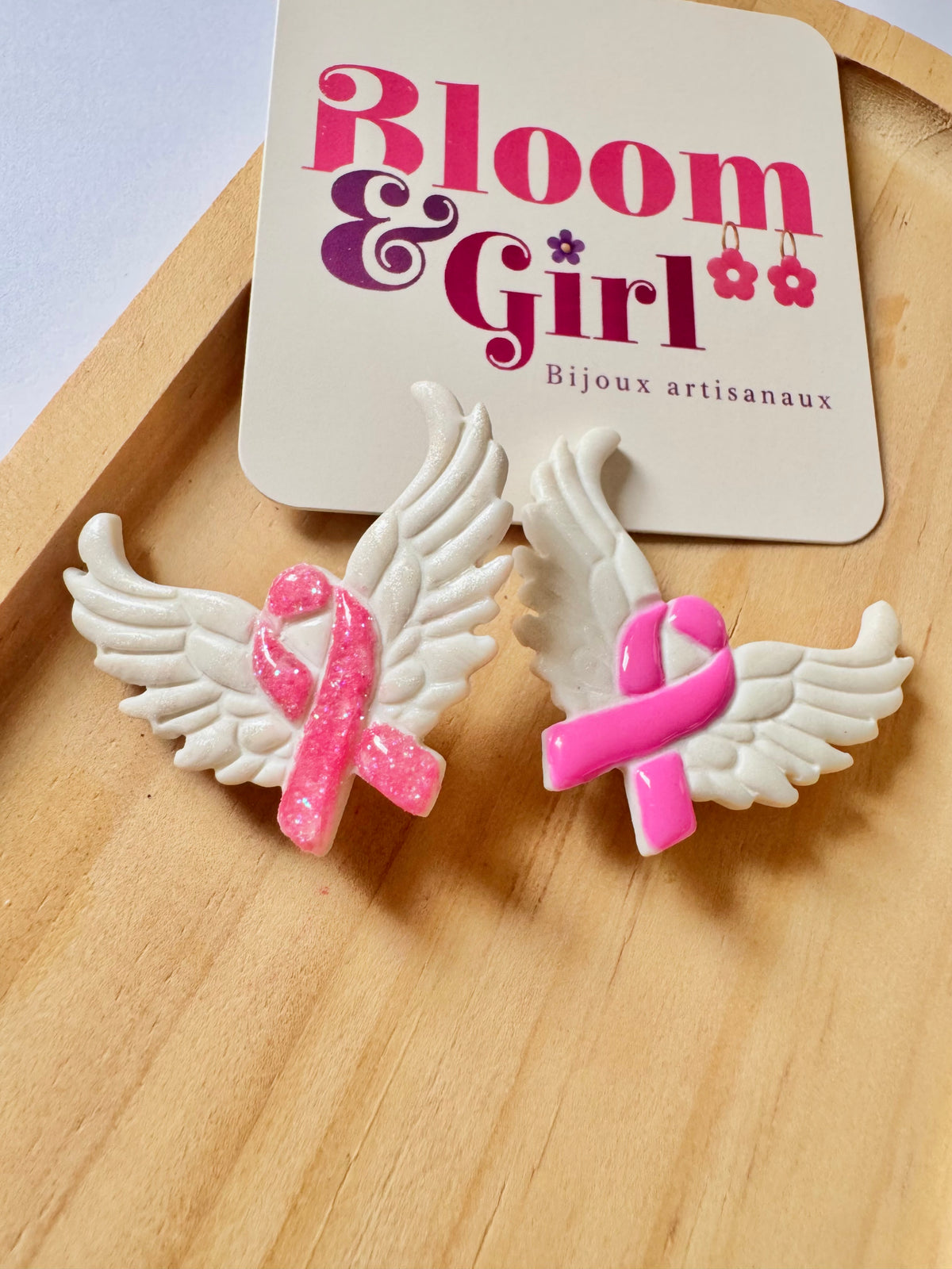 Broches Solidaires 🎀